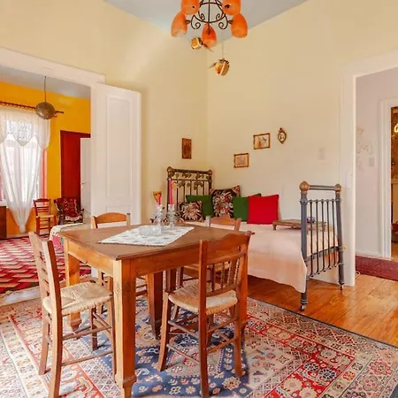 Сasa de vacaciones Το Aρχοντικό των Τσιντζίνων Polídhroson