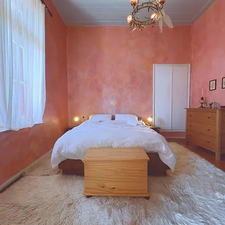 別荘 Το Aρχοντικό Των Τσιντζίνων Polídhroson