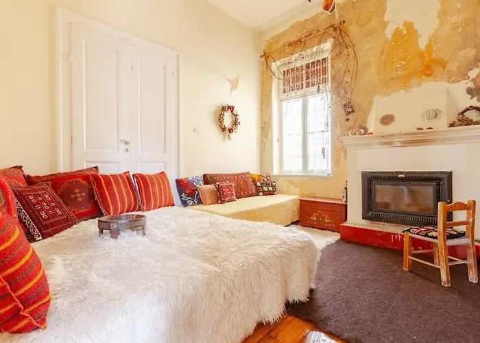 Το Aρχοντικό Των Τσιντζίνων * Polidhroson