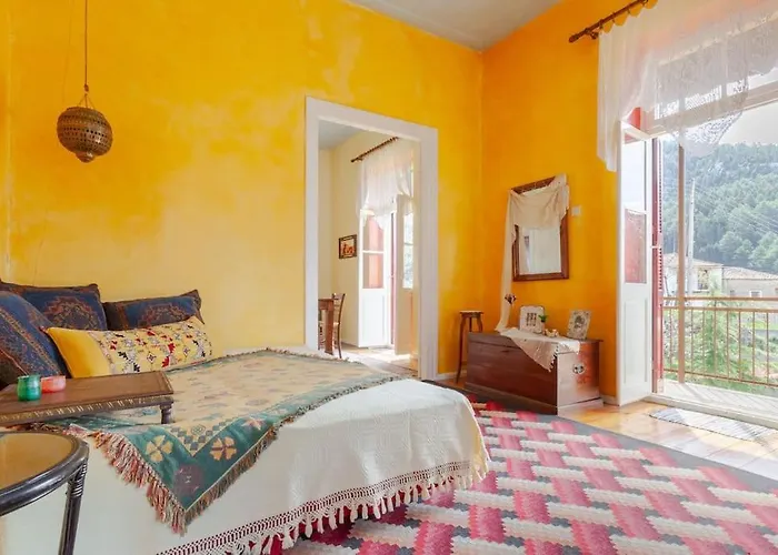 Το Aρχοντικό Των Τσιντζίνων 別荘