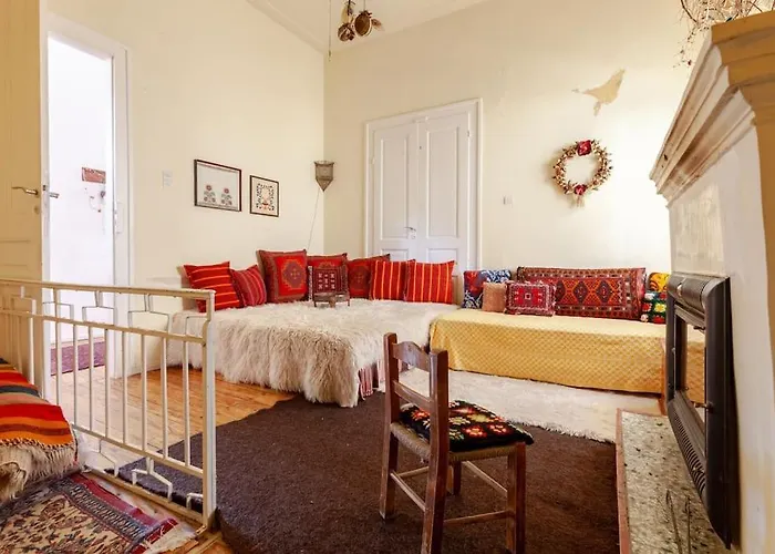 Το Aρχοντικό Των Τσιντζίνων Дом отдыха