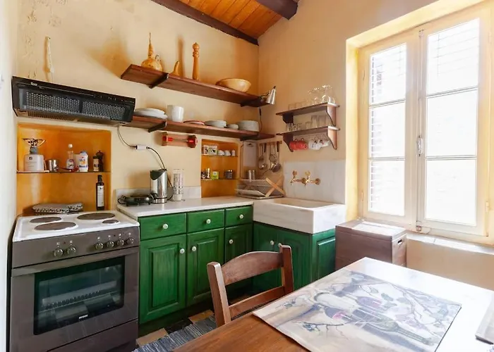 Το Aρχοντικό Των Τσιντζίνων Polidhroson